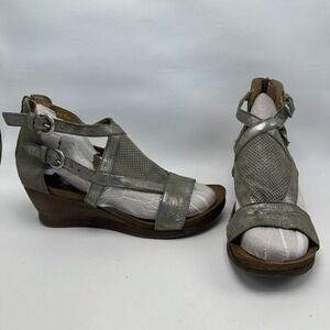 Miz Mooz Sandals Sawyer Wedge Gladiator Metallic Taupe Size 41EU 10 US